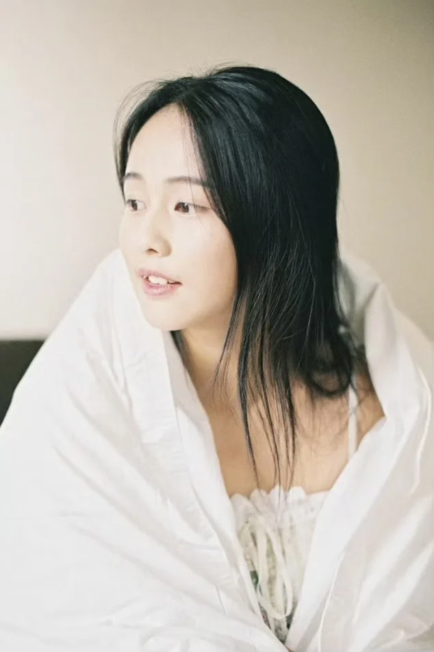 白鹿出道前就好看