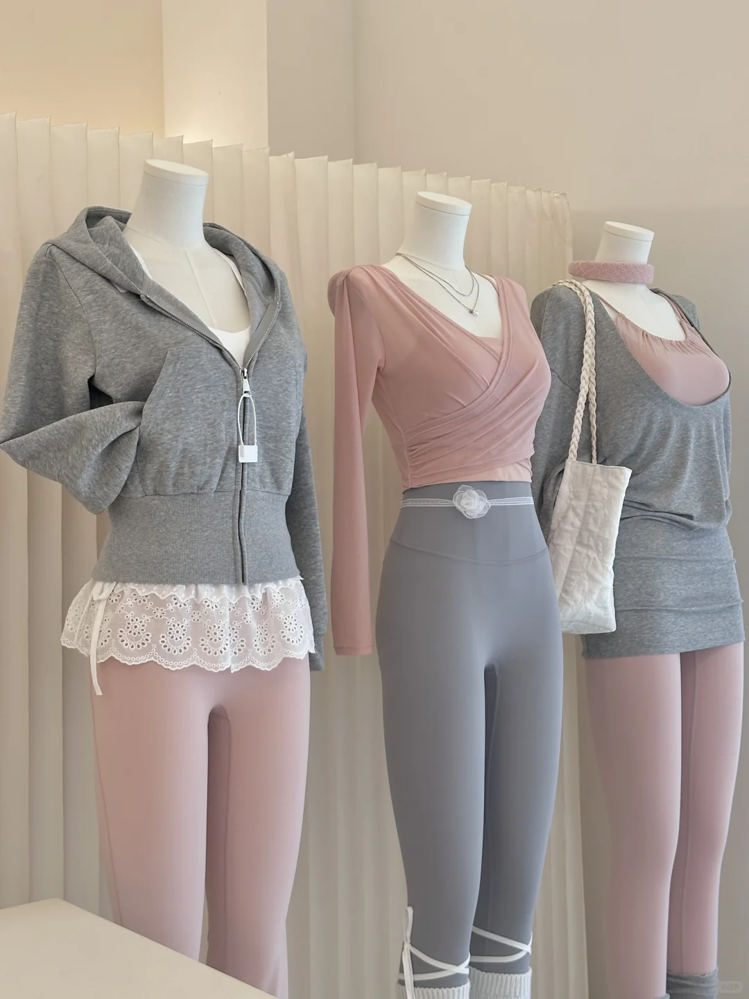 韩女感瑜伽服穿搭🎀灰粉配真的好看！！！