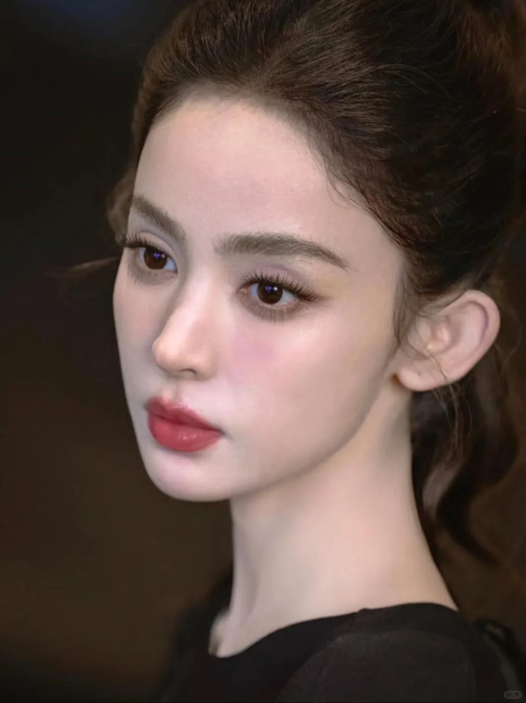 古力娜扎：异域风情的颜值暴击