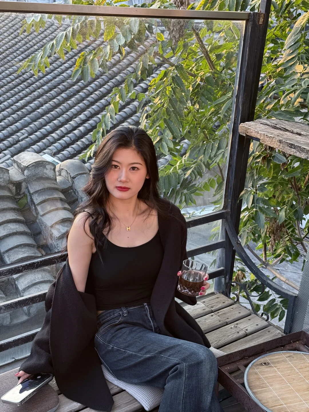 今儿不上班 今儿上房揭瓦！