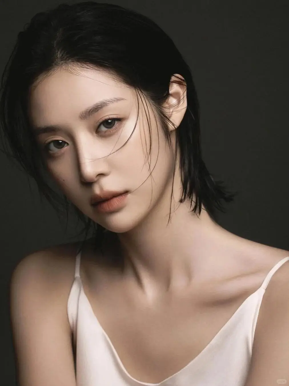 轻熟女肖像绝绝子诶🔥知性美让人沦陷🤎