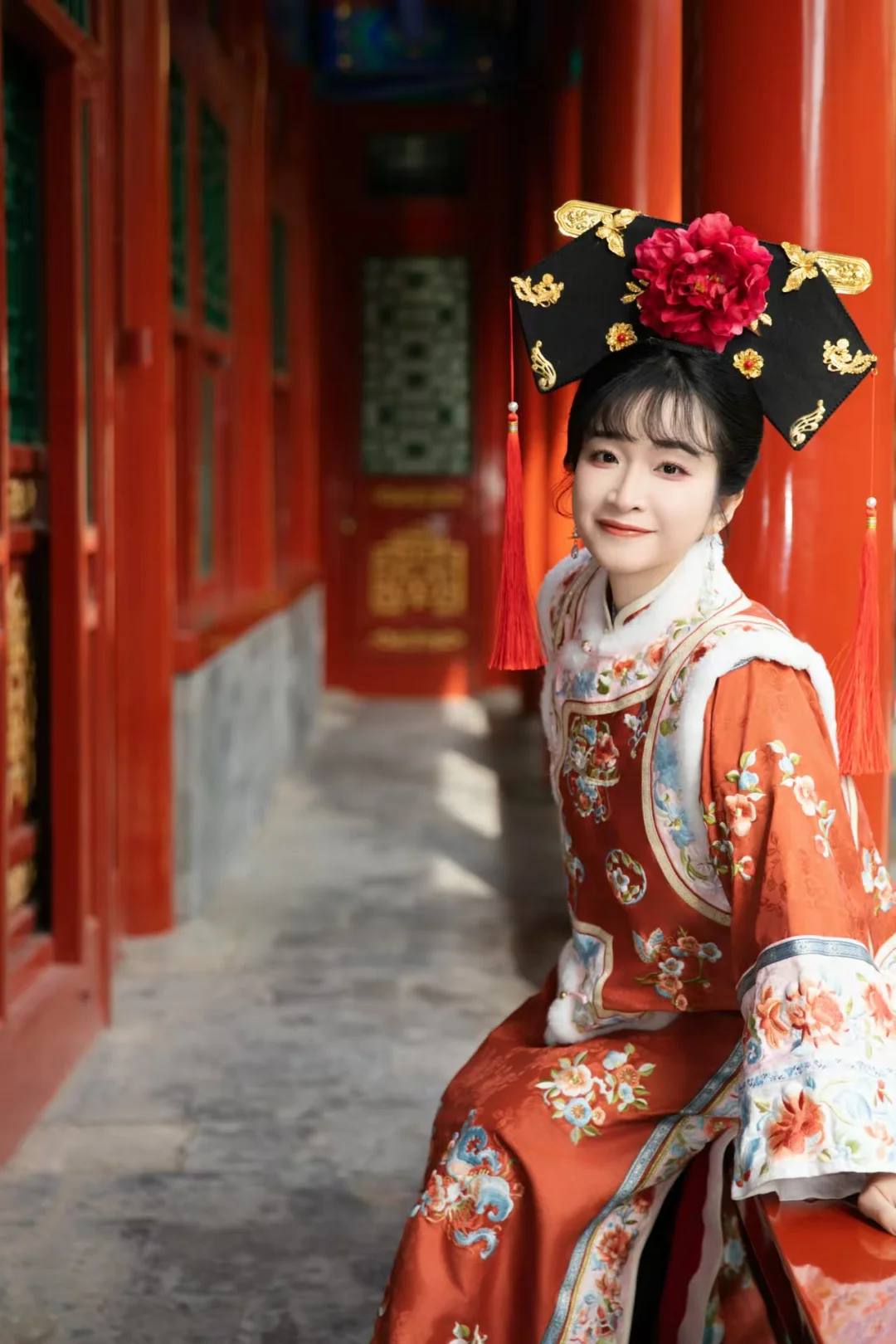 看遍了清宫写真‼️最终锁定正红旗装格格