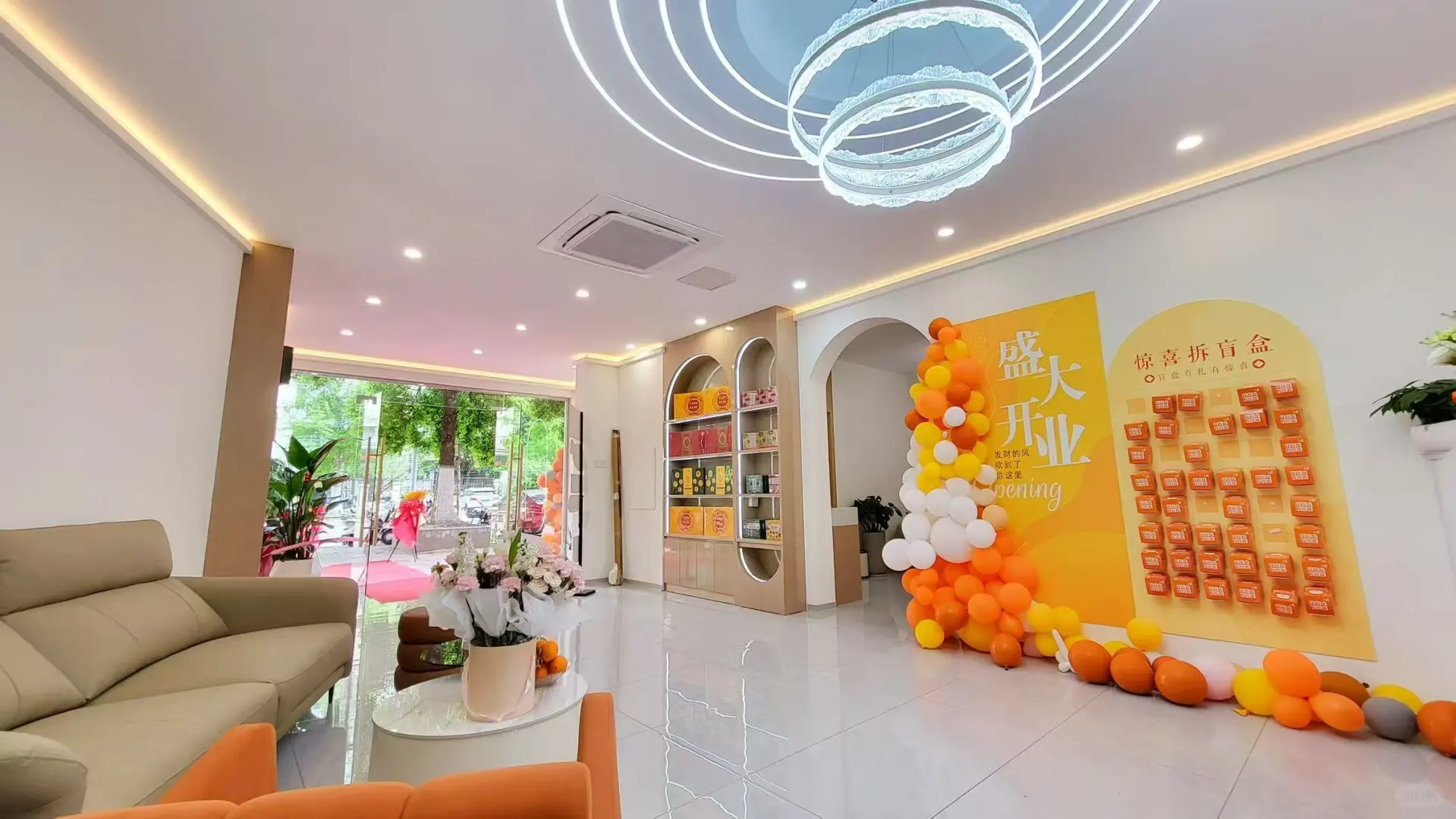 救命！100元5节课还送瑜伽裤？这家瑜伽馆疯