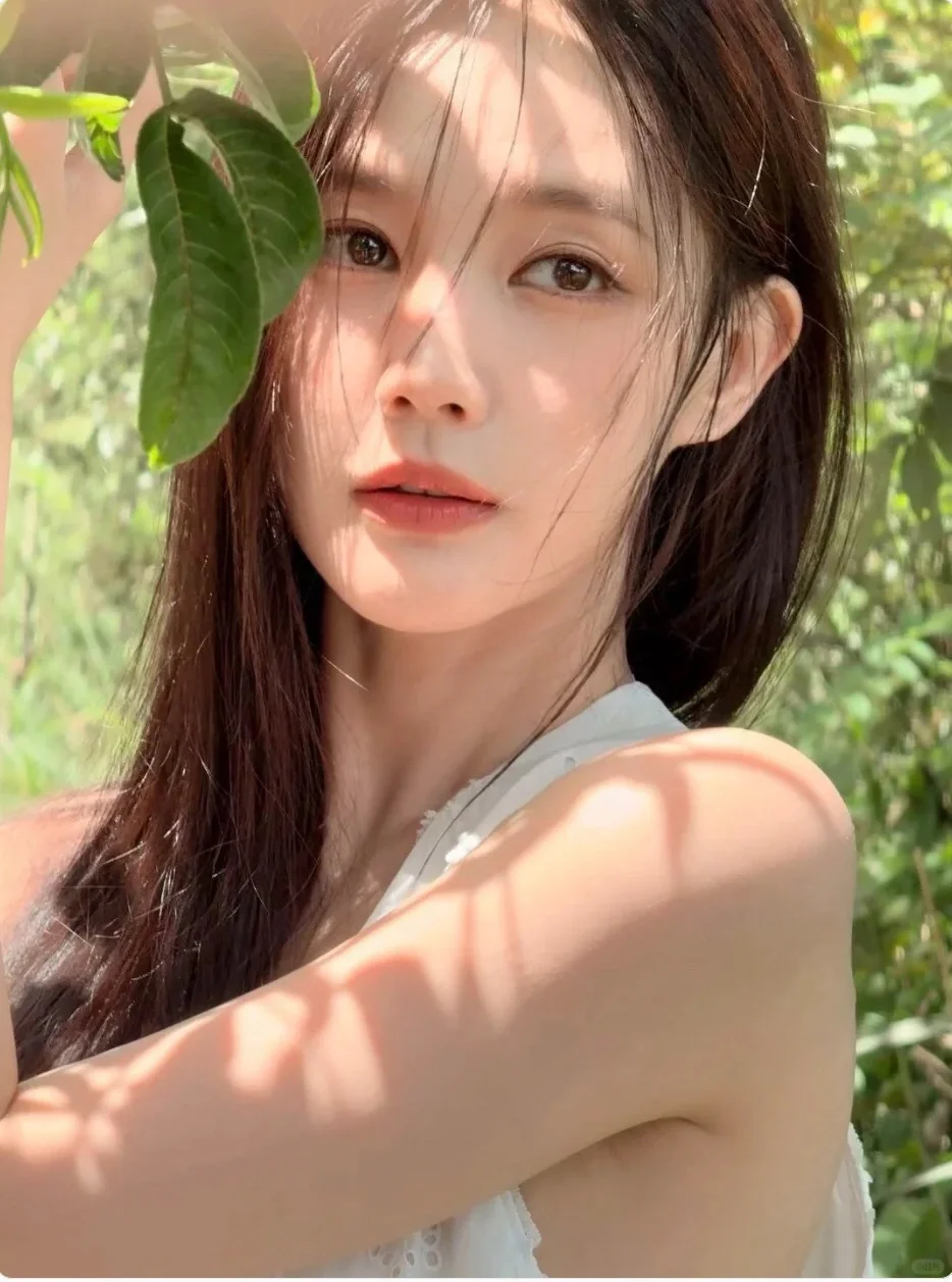 挑战发一百位女明星神图17(李一桐)