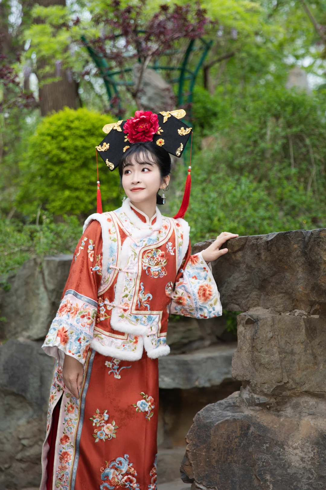 看遍了清宫写真‼️最终锁定正红旗装格格