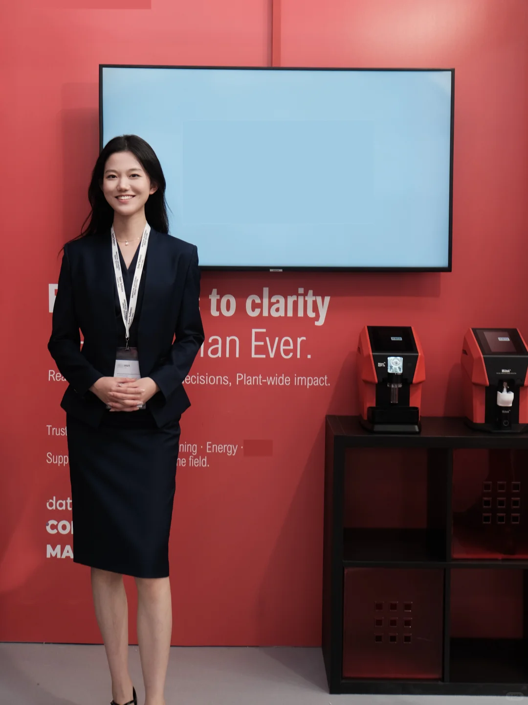 通勤出差一件搞定｜Yale西装套裙的智性魅力