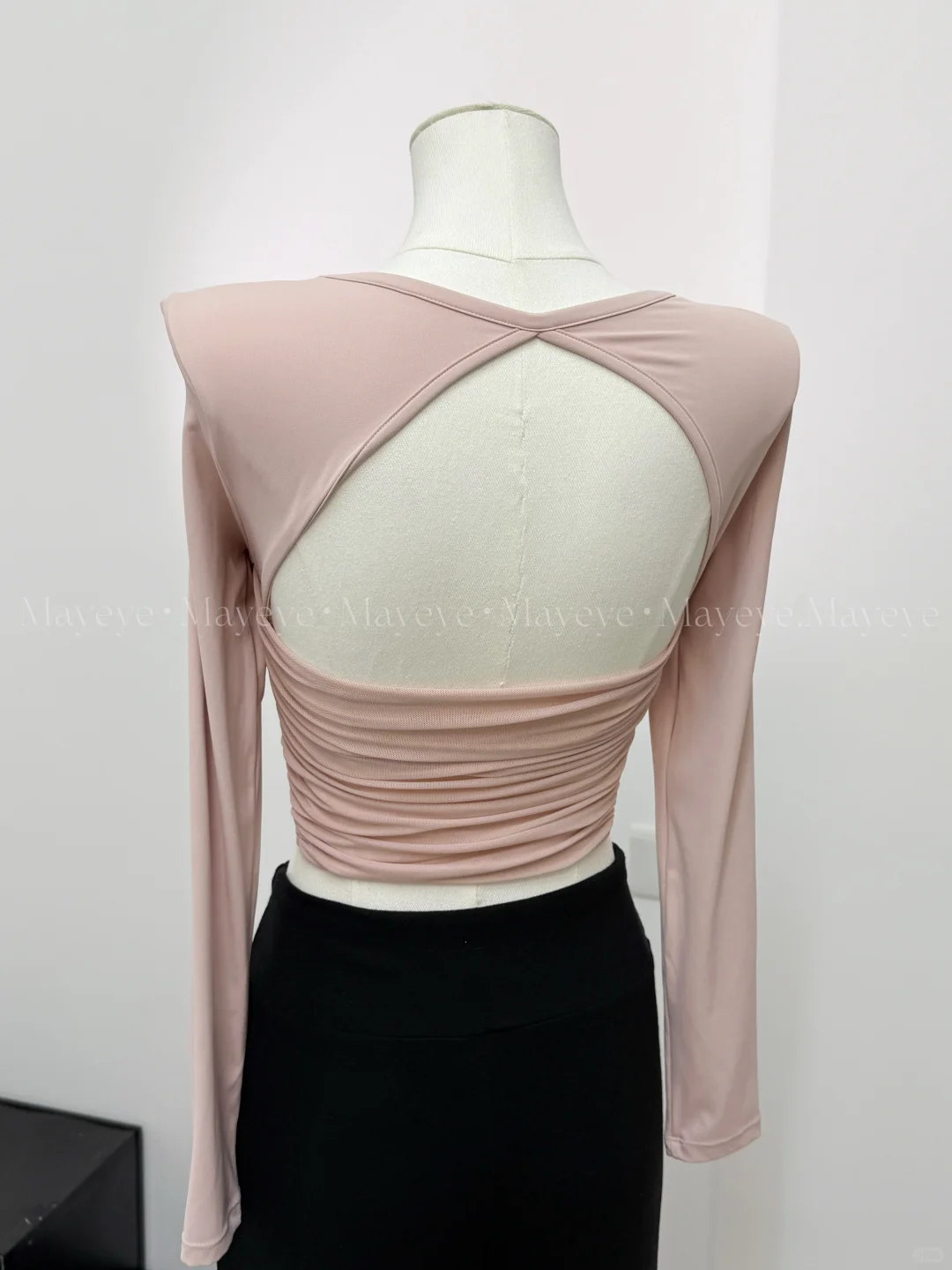 软乎乎瑜伽服！方领露背还不用穿内衣