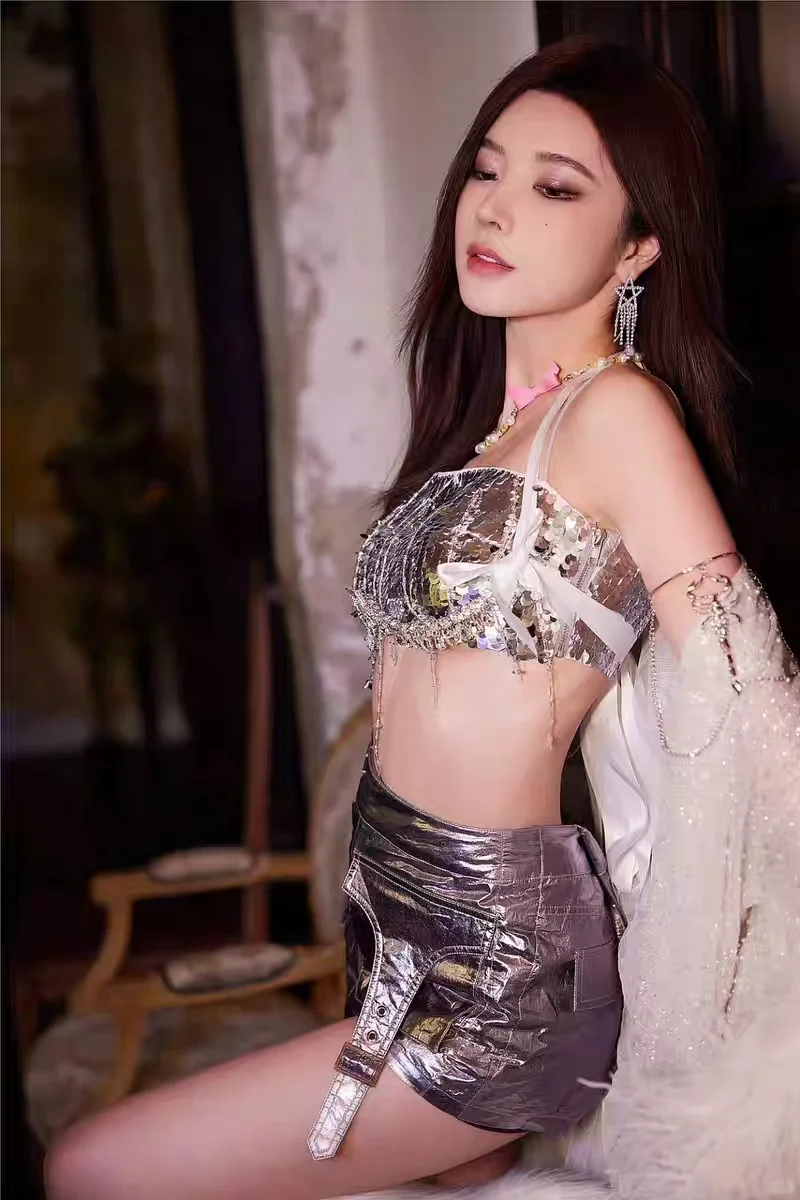 戴燕妮写真集——绝美，这谁顶得住啊！💗