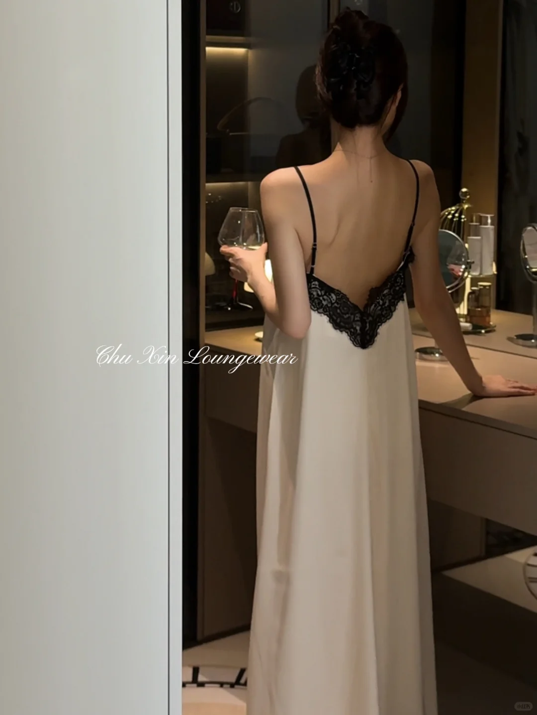 这条吊带美裙直接美到心里！！！