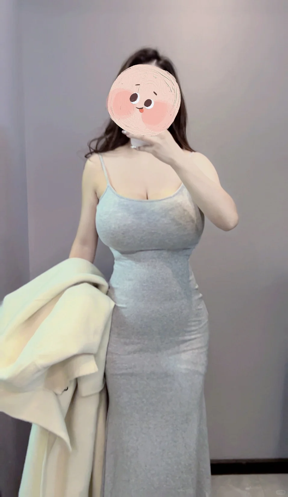 大胸穿搭｜紧身包臀裙真的超显身材😻