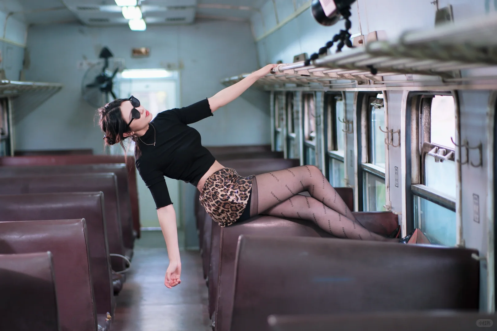 御姐拍照姿势第二波