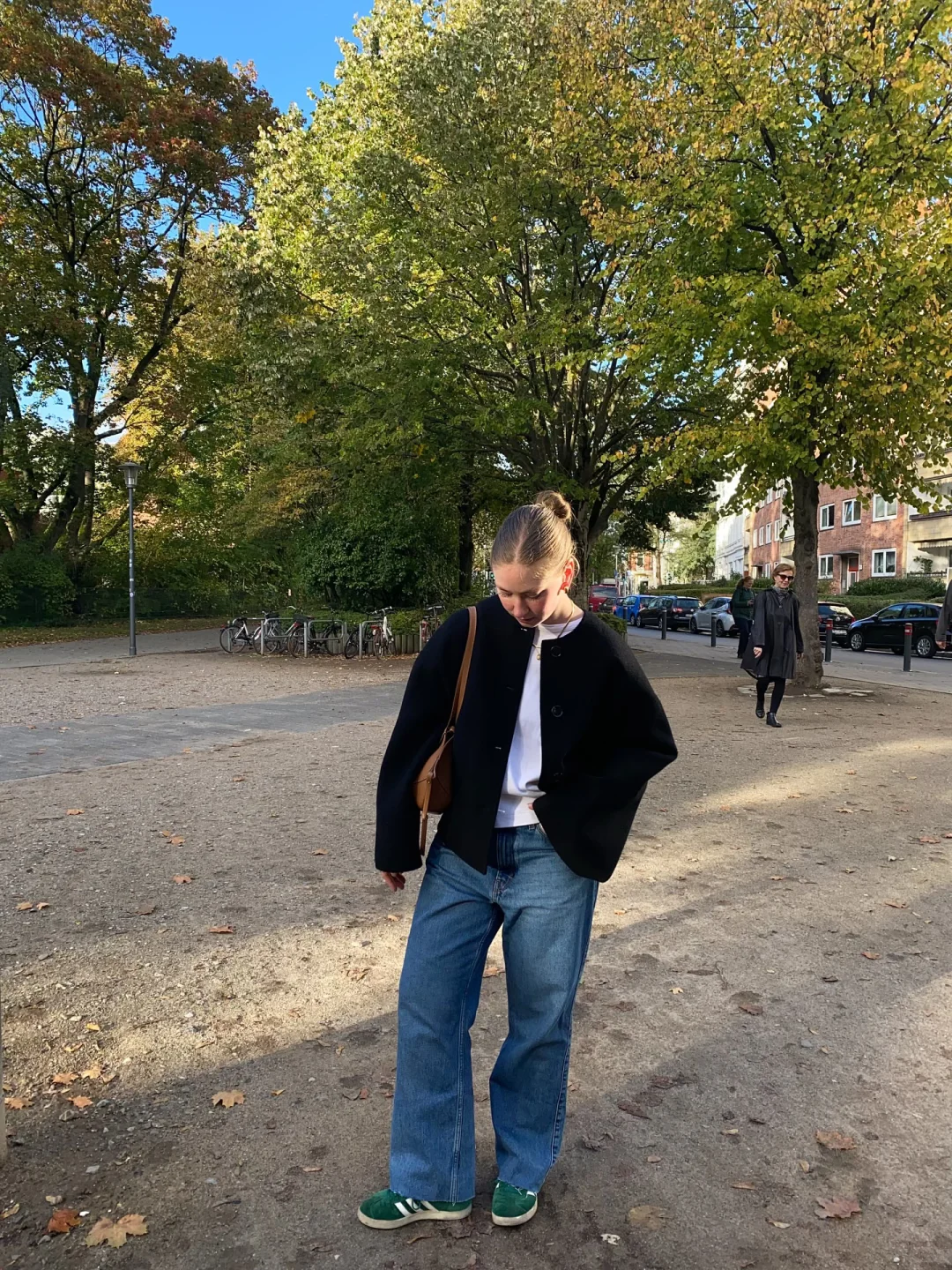 100位时尚博主 | 优雅复古的秋日时髦lady