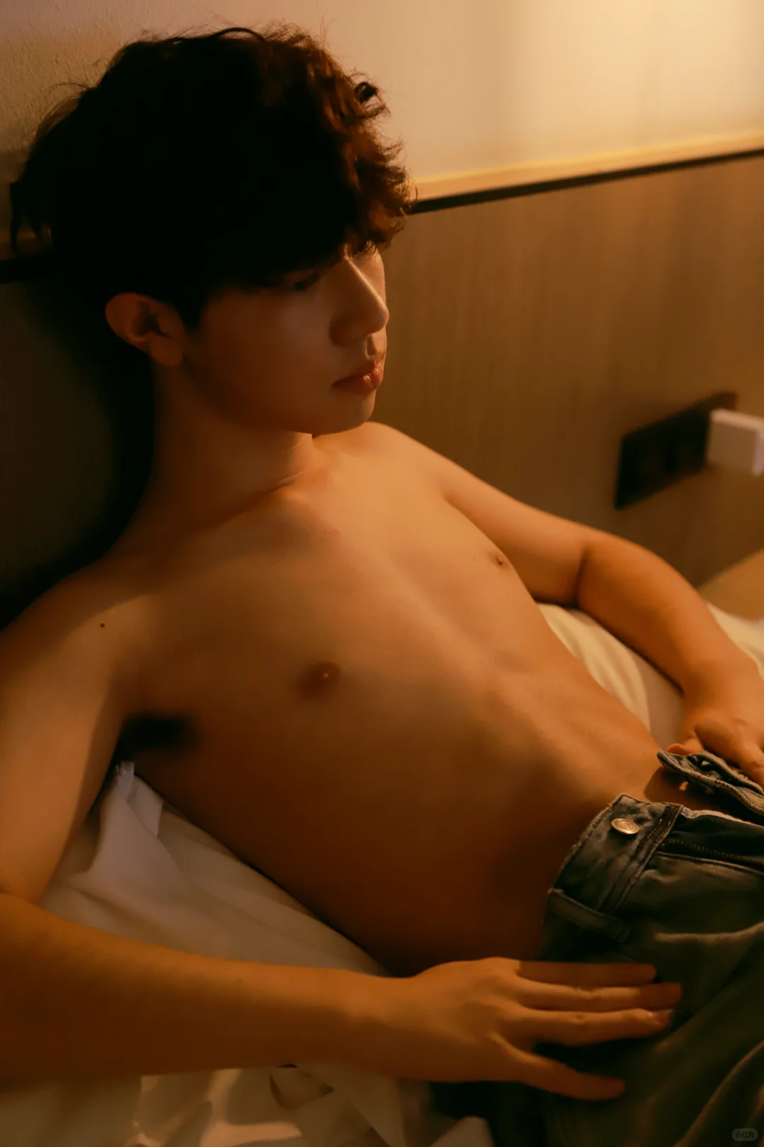 🏨男大约拍 你的狗系男友