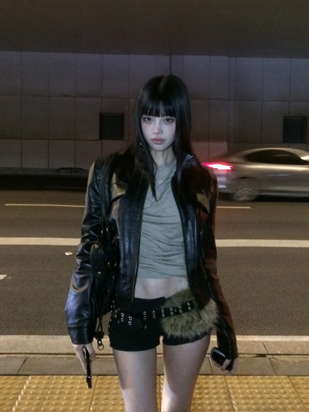 皮衣是辣妹的标配