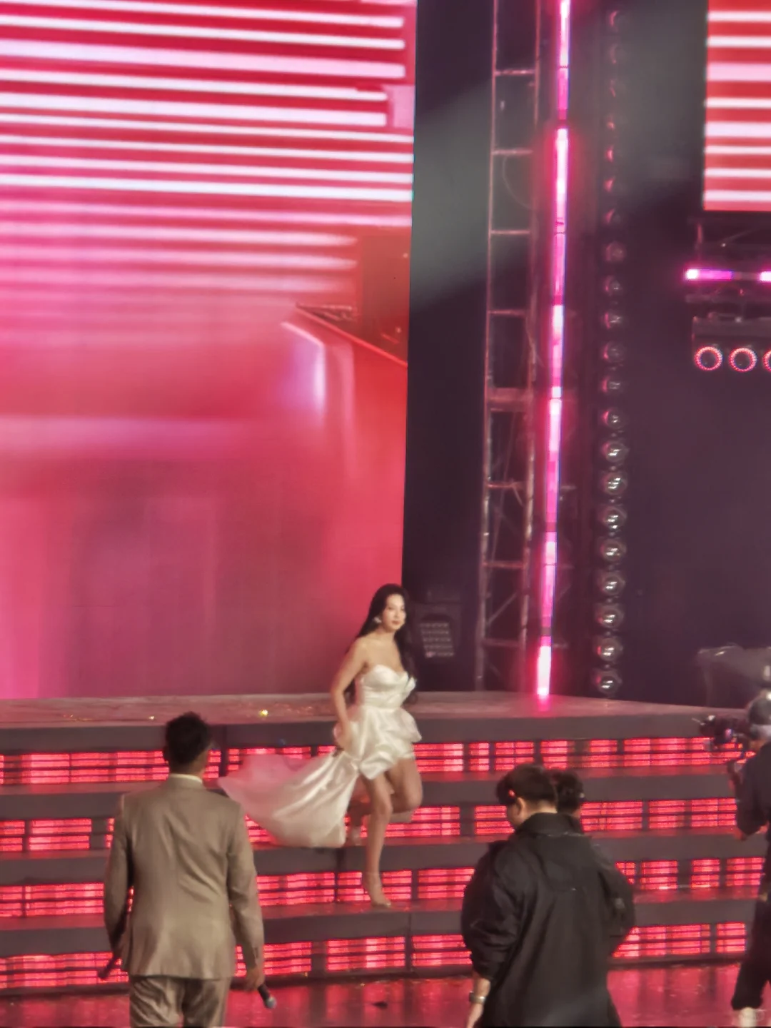 张雨琦真人绝美