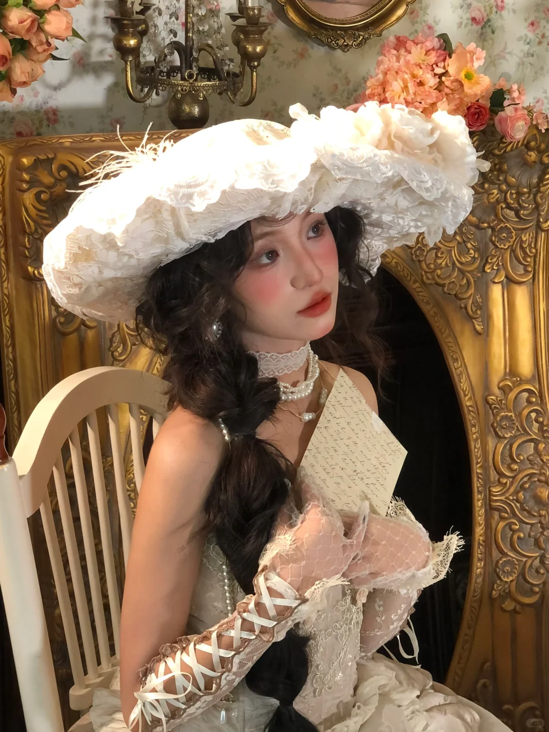 🎨 古典与朦胧的交织