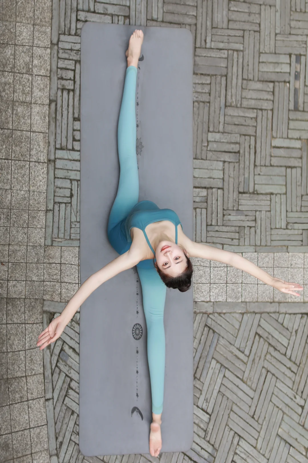 瑜伽大片轻松 get