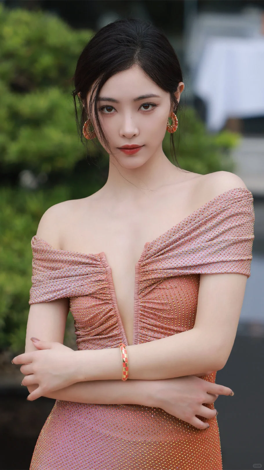 许佳琪高清壁纸，尽显婀娜姿态