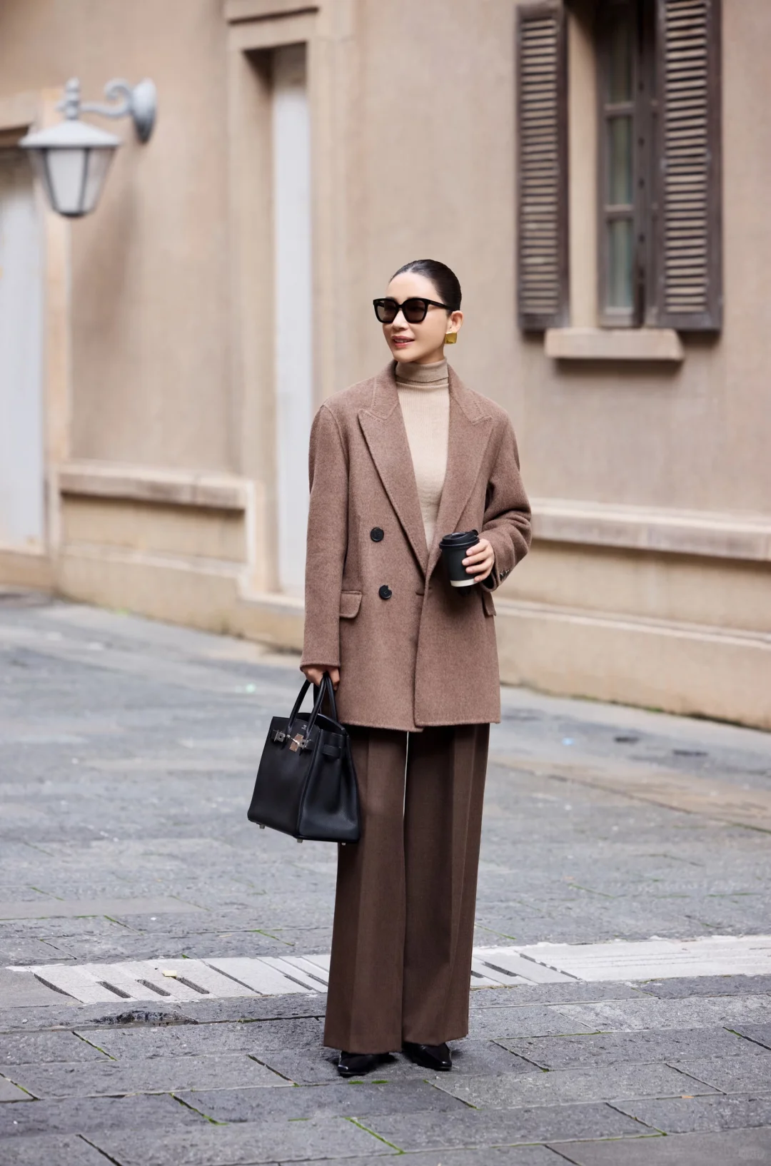 “做不了小女人，那就做自己的大女主吧”