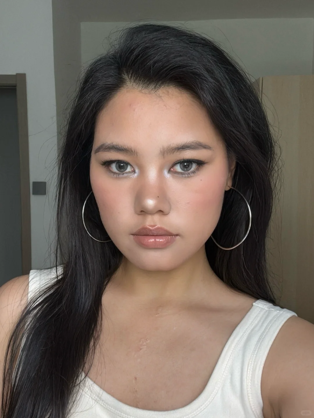 方圆脸 扁平鼻，找到风格真的嘎嘎乱杀…