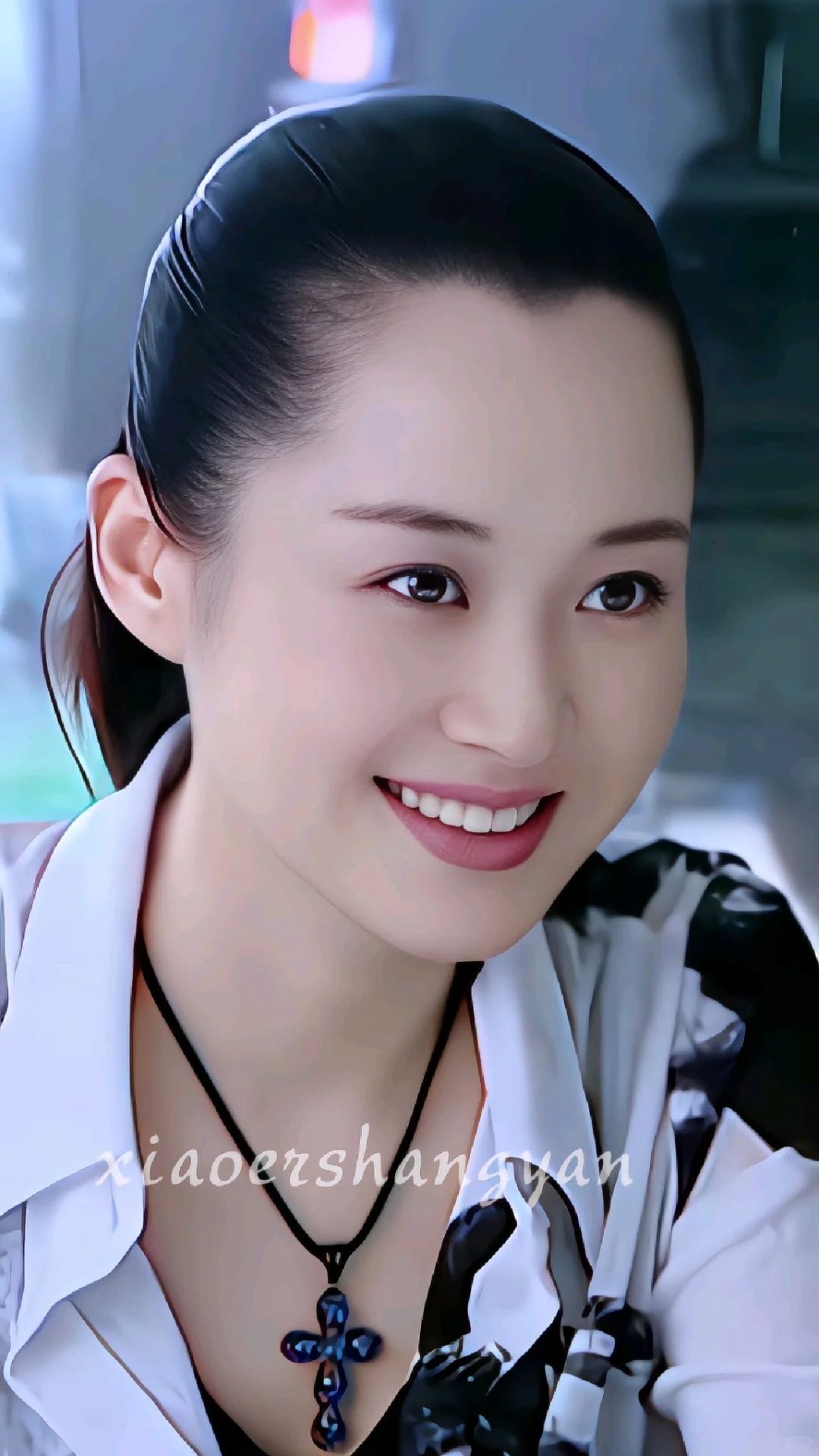 许晴是喝了「岁月暂停水」吧！🍷53岁美成行走