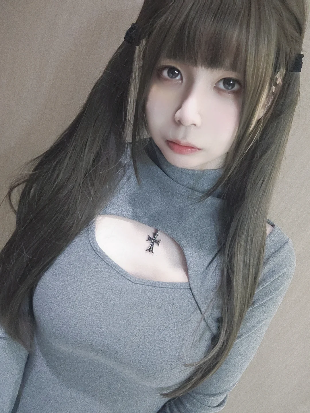 这次又是土土眼镜双马尾