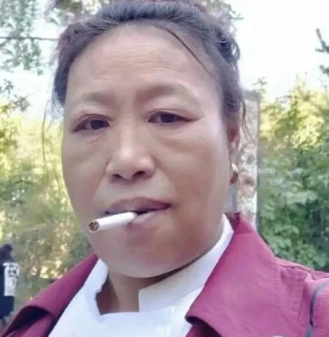 𝐒𝐇𝐀𝐑𝐄 / 熟女专用头像