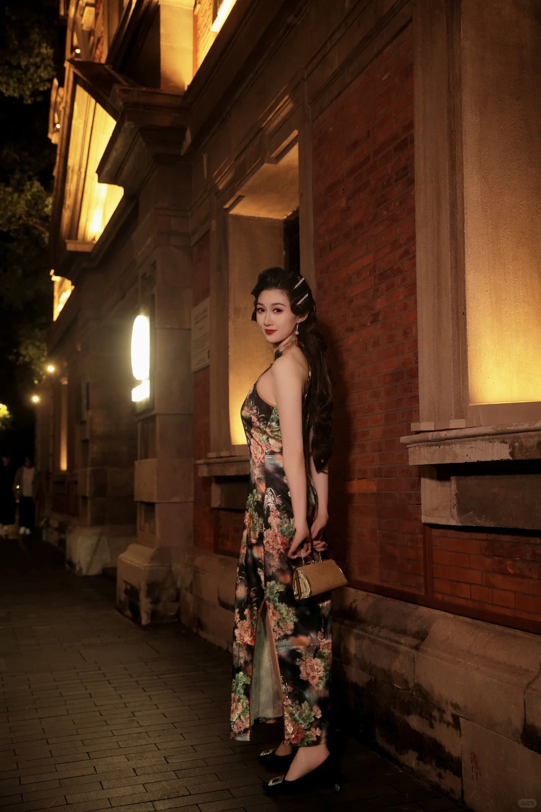 一件旗袍 一个外滩 一段上海梦