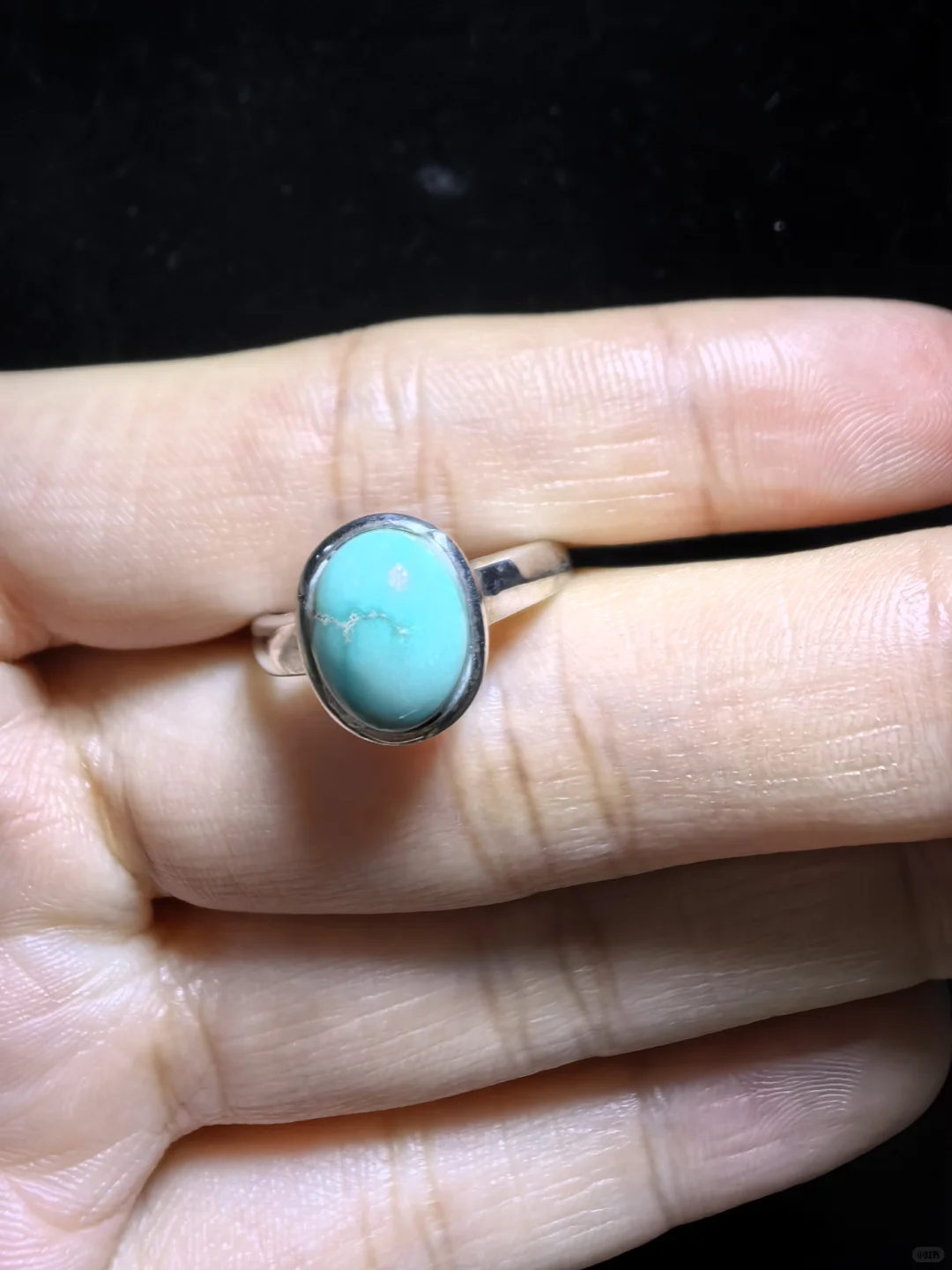 纯天然原矿绿松石高瓷蓝女戒，清新淡雅，精