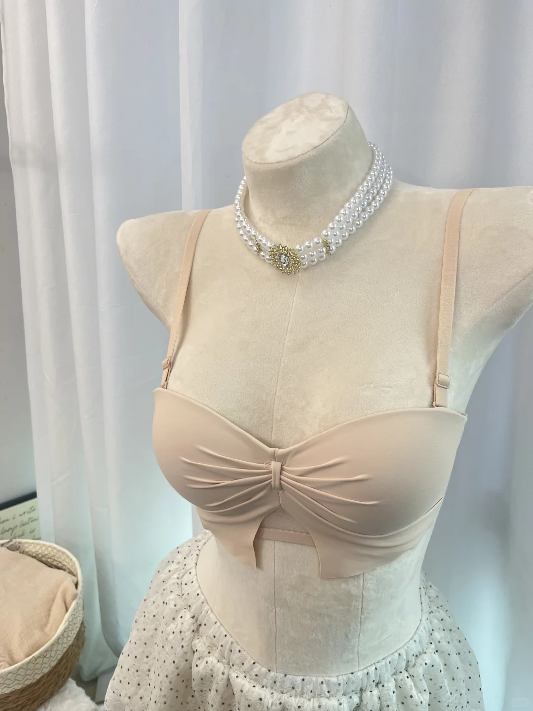 这件小胸内衣的颜值直接美到我心巴上！