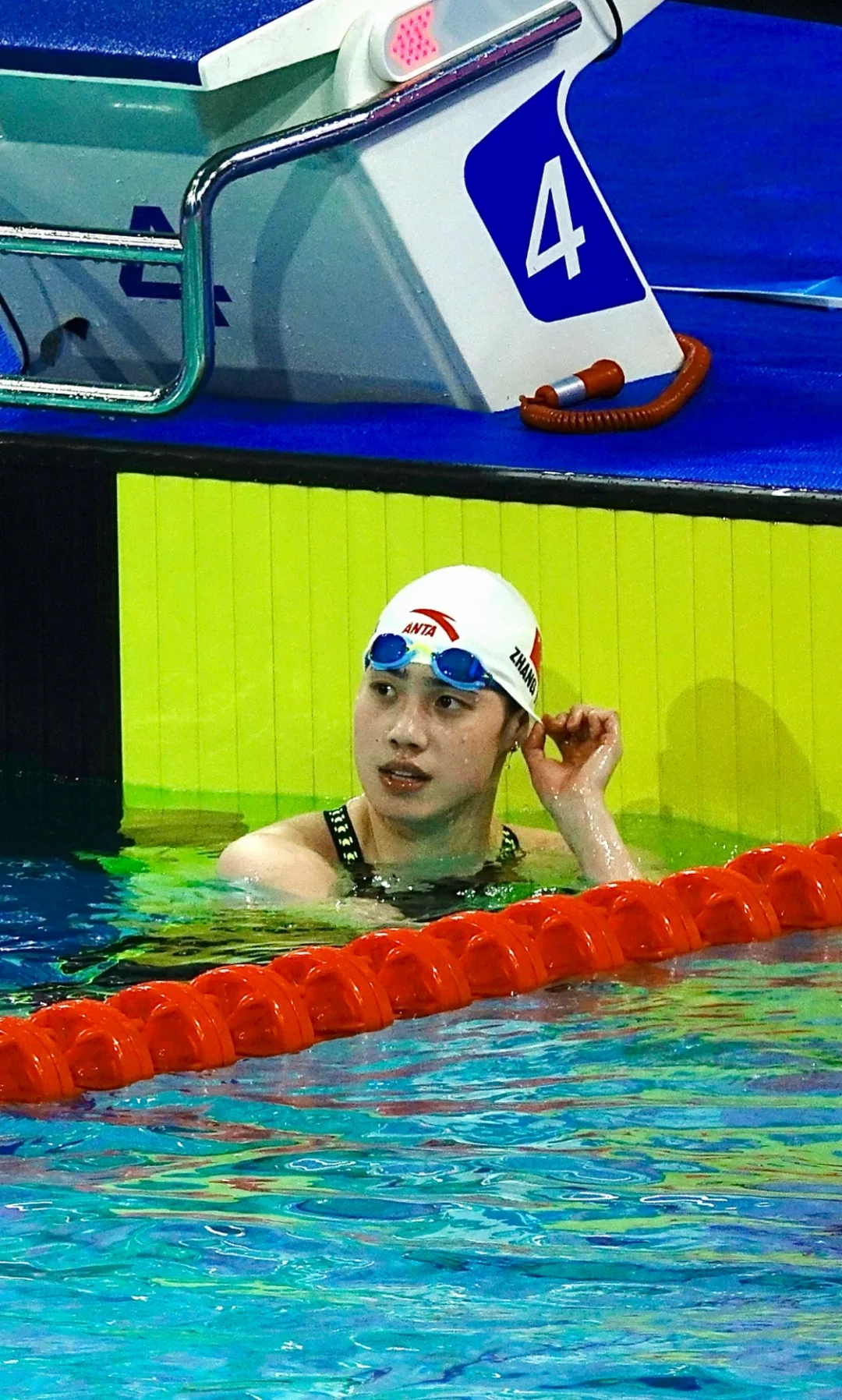 出水都美到不可置信🥲 张雨霏蝶泳夺冠