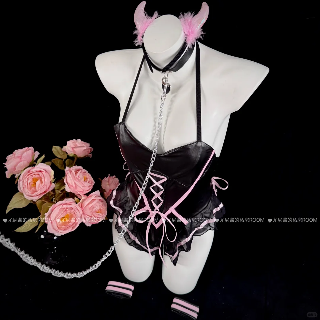 又乖又甜的黑粉色套装哦～🎀🖤