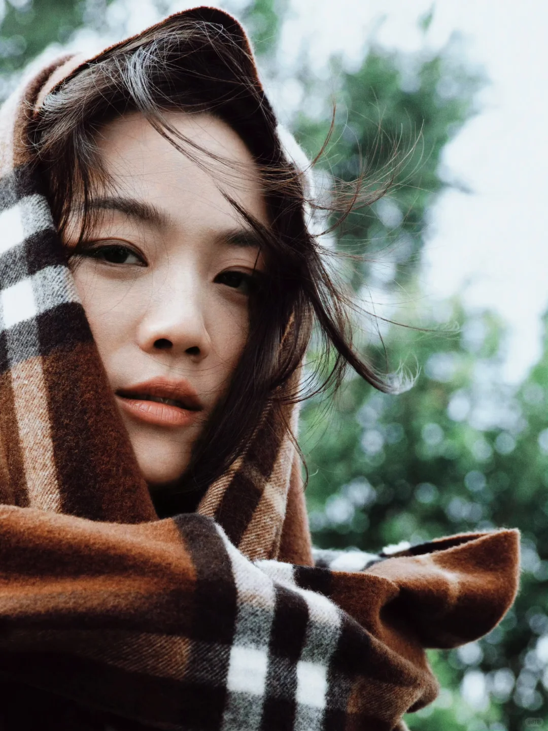 汤唯女神你为何如此适配burberry…