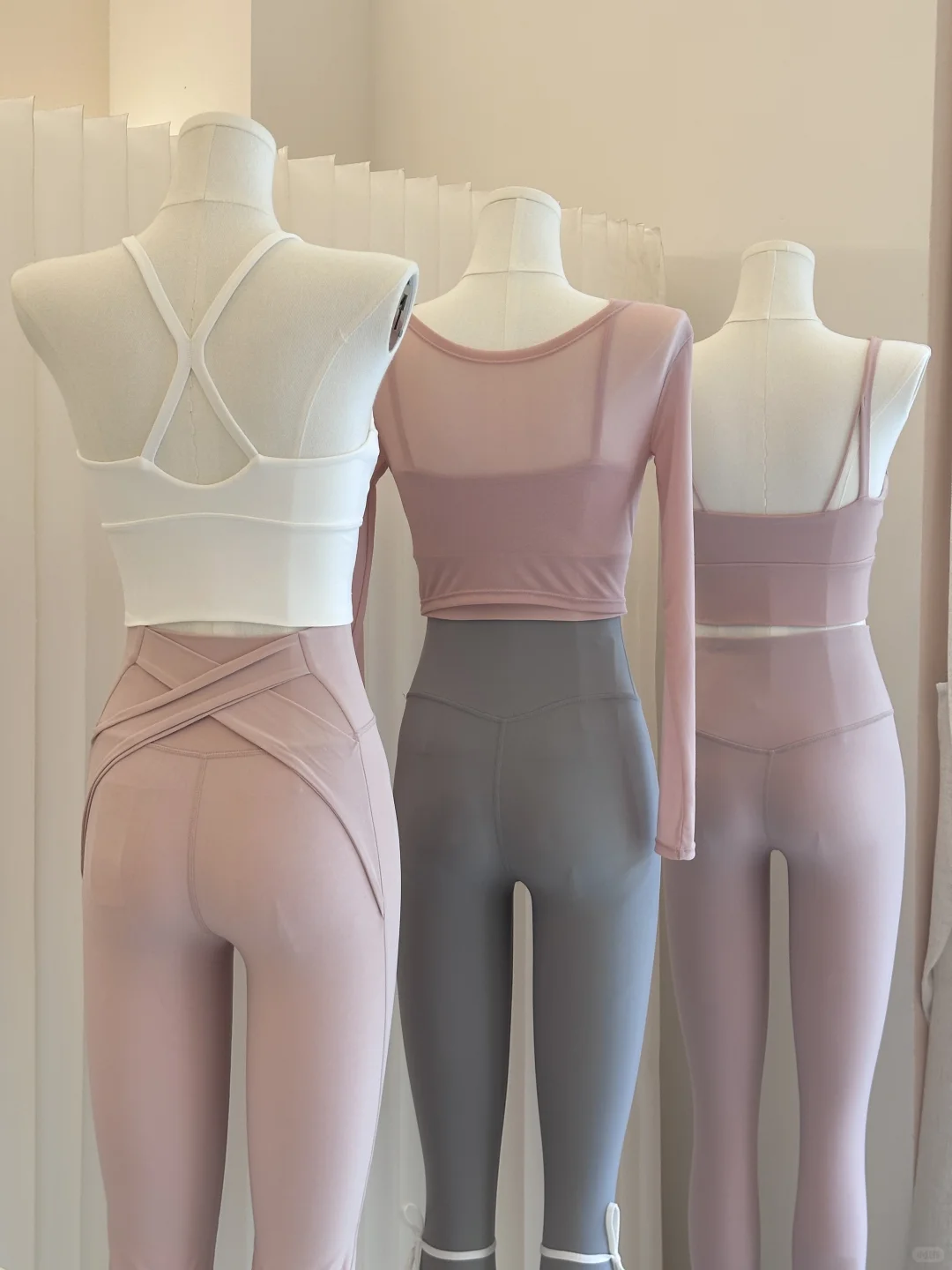 韩女感瑜伽服穿搭🎀灰粉配真的好看！！！