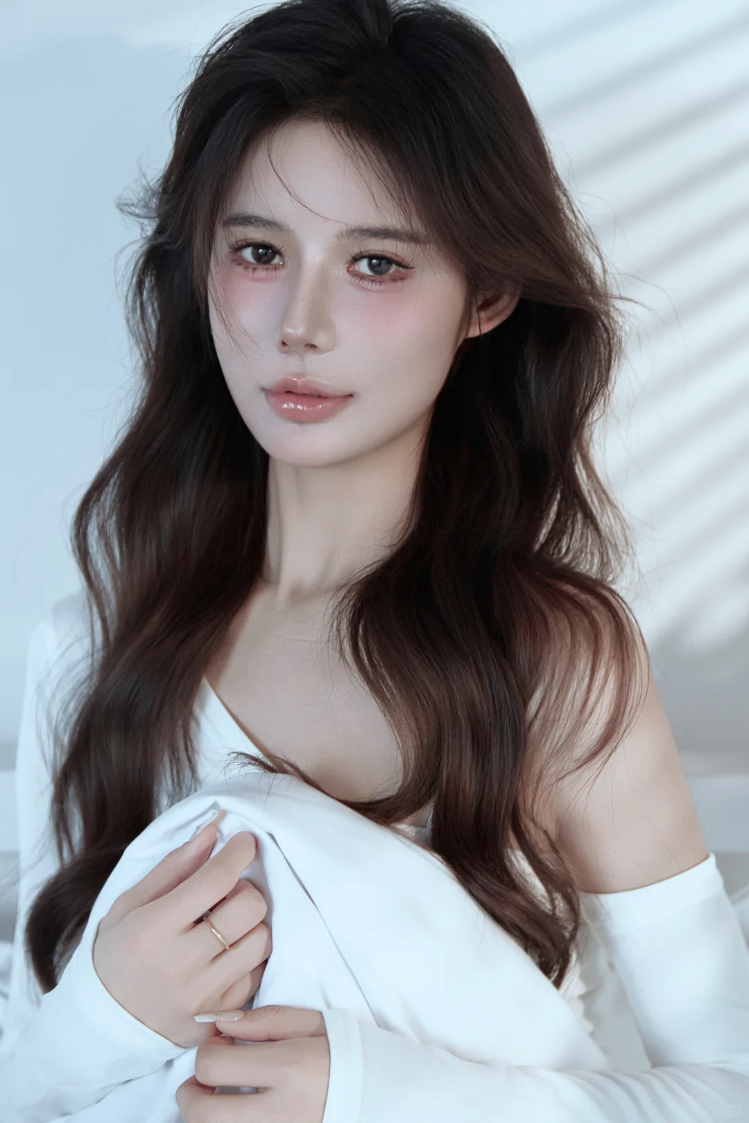 高级的欲感 ｜正常写真穿搭，无不良影响