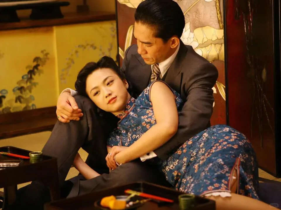 《色｜戒》汤唯和她的 27 套旗袍