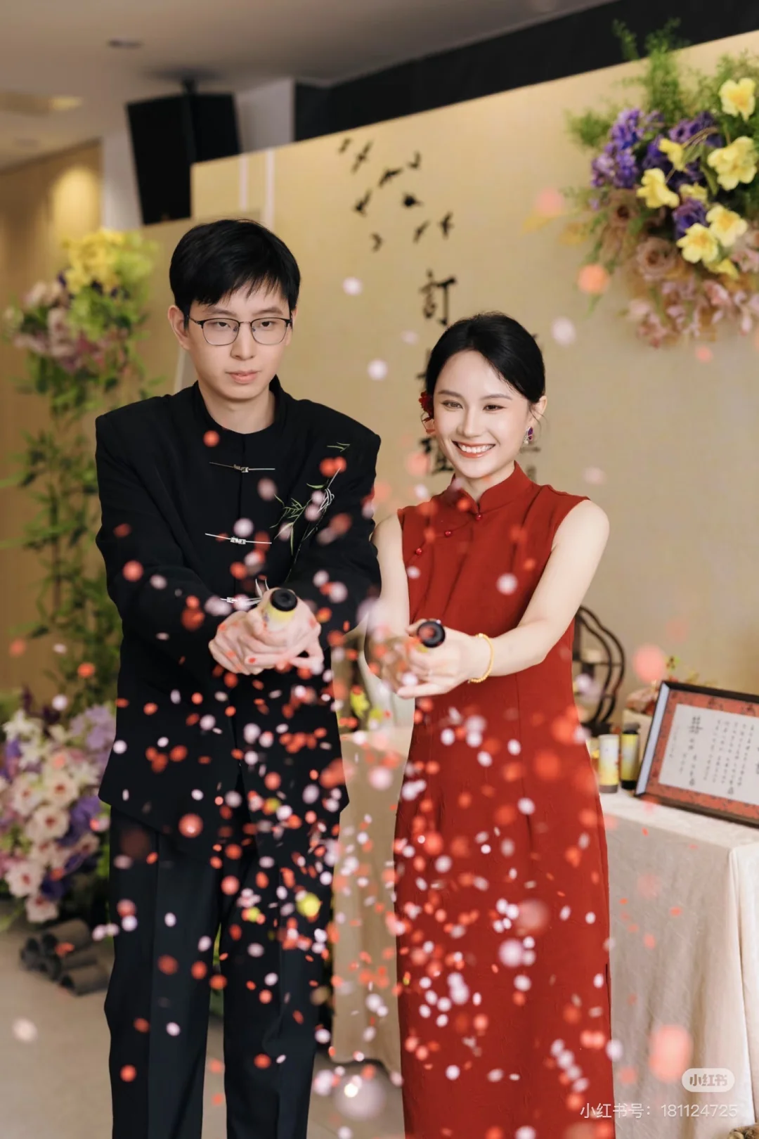 订婚旗袍买家秀｜这件红色旗袍真的太美啦～