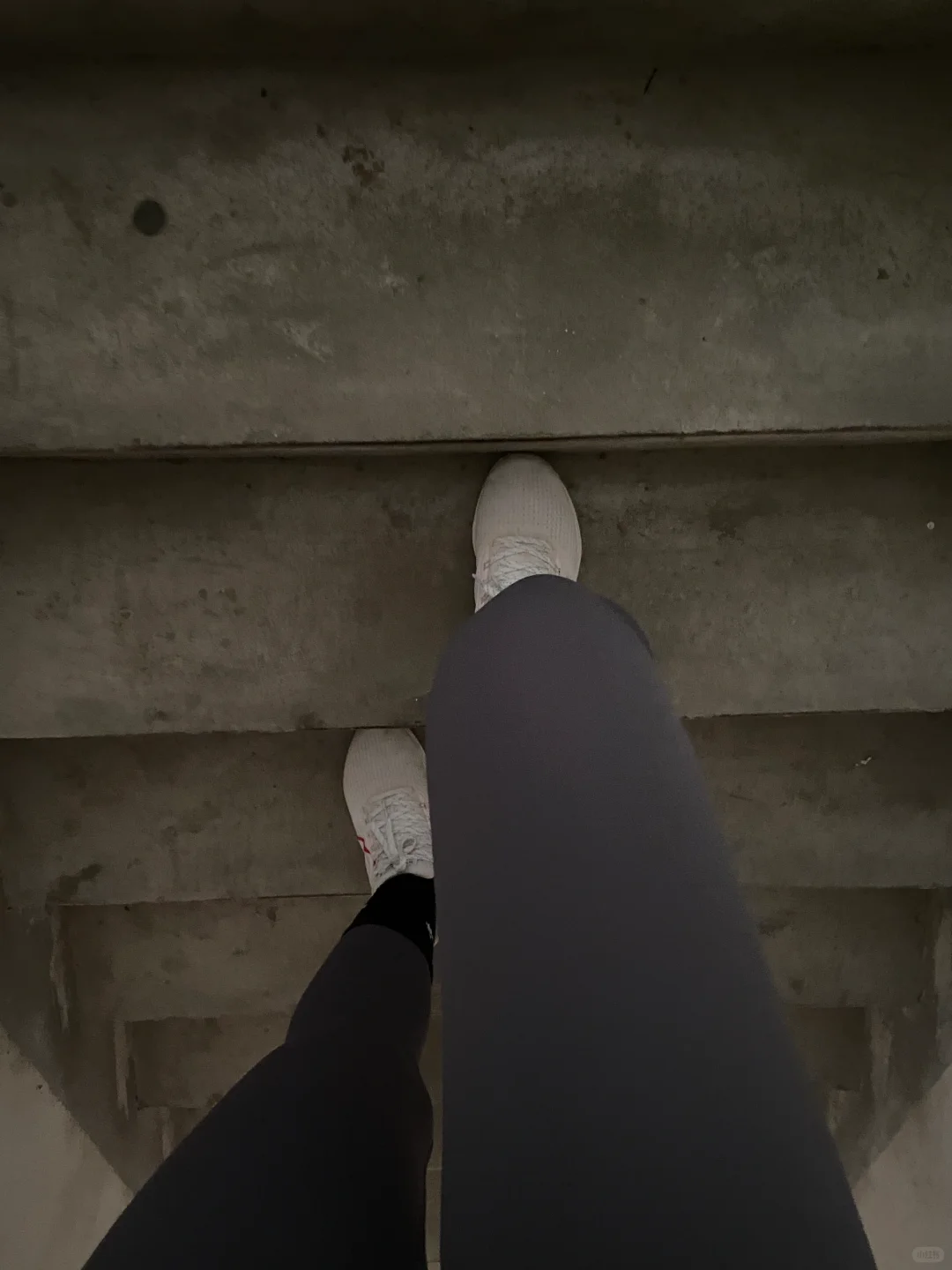 爬楼梯真暴汗啊！