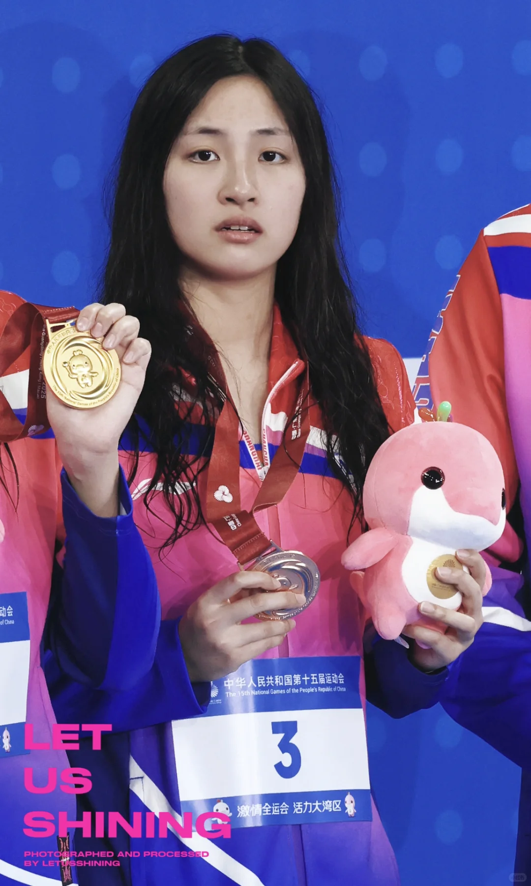 不知道的以为liz转行游泳了…