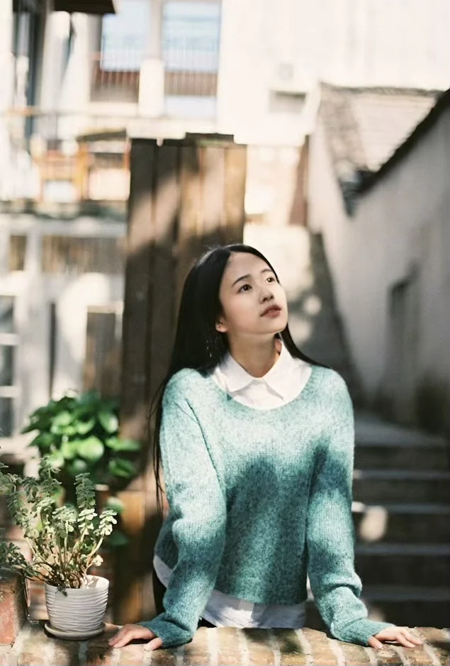 白鹿出道前就好看