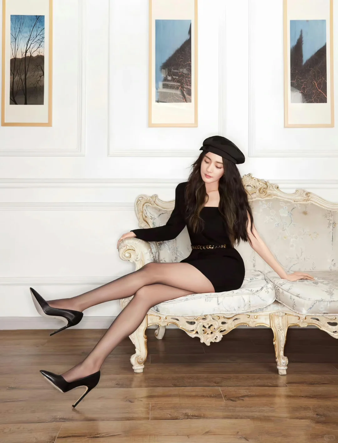 杨幂穿黑丝的模样，那真是风情万种