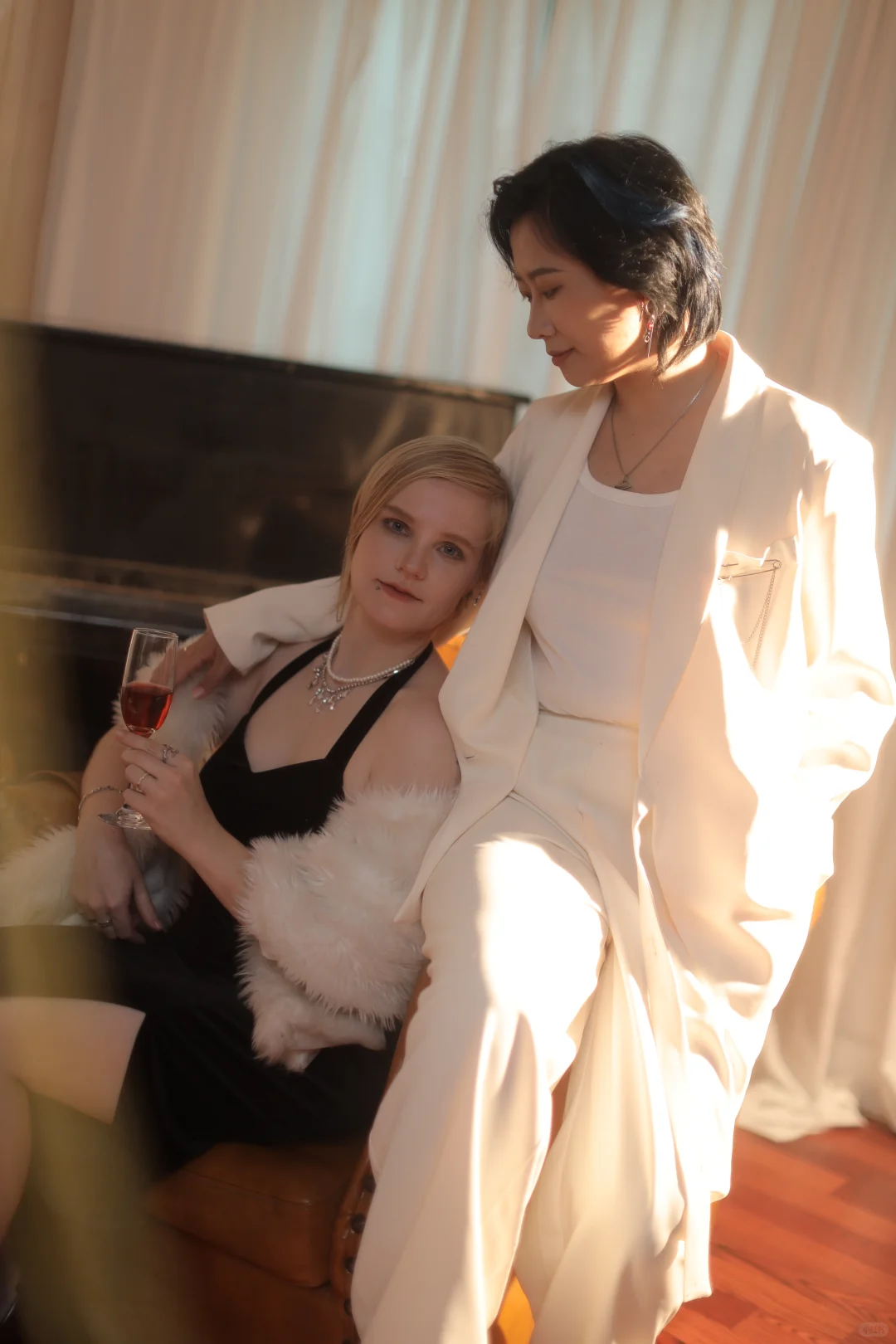 🇫🇷女友穿裙子让我看呆了…