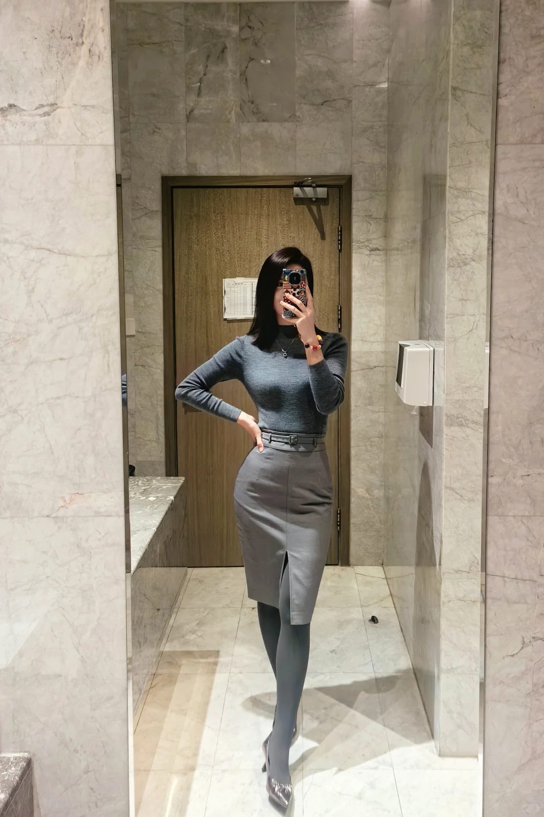 秋日通勤OOTD🗄️古希腊掌管包臀裙的神