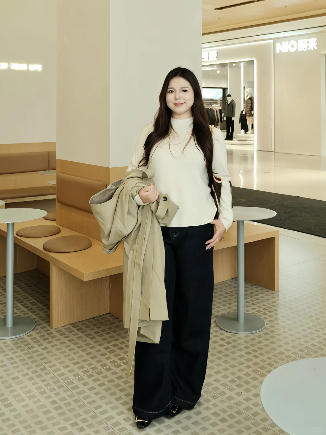 风衣的季节终于来了 🍂自带浓浓美女氛围