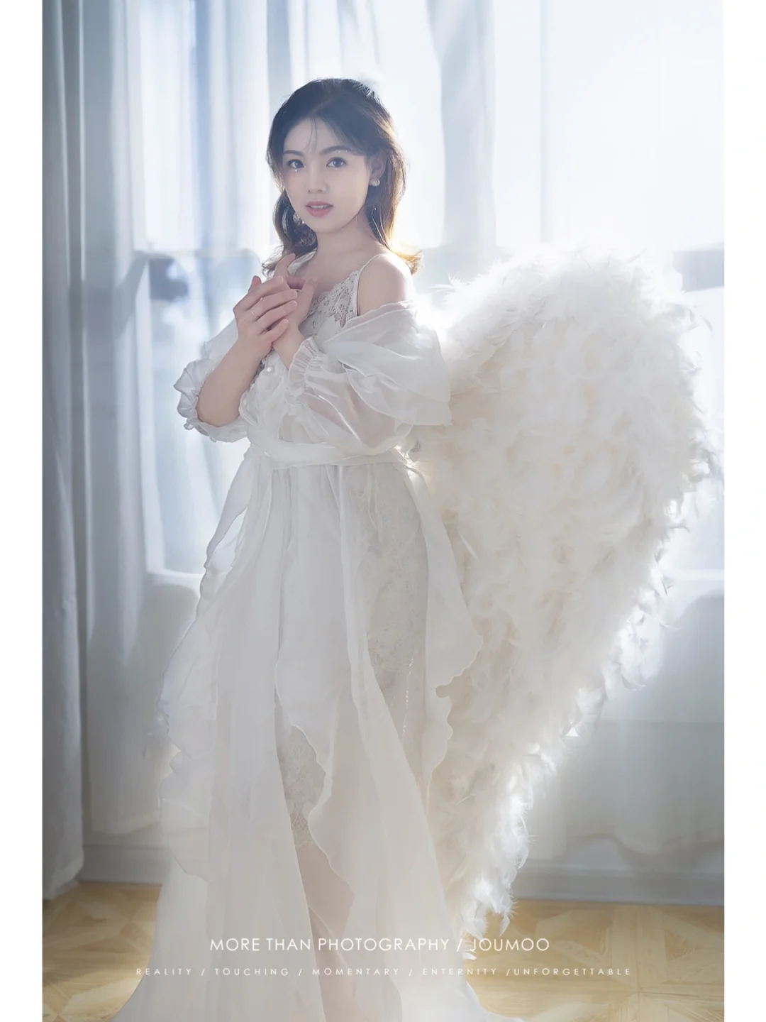 拍了超仙的天使写真，选哪个做封面呢