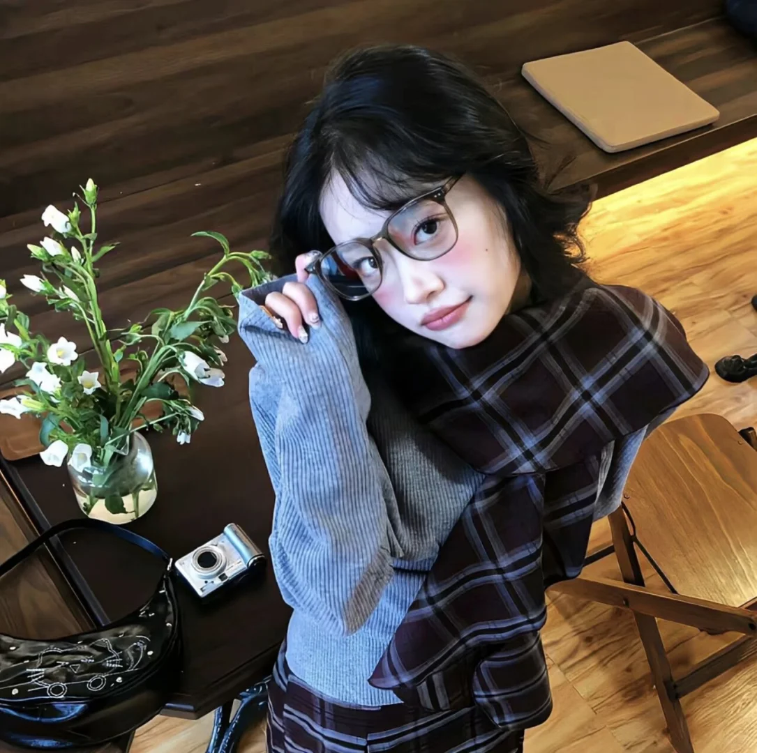 Share｜初秋女头