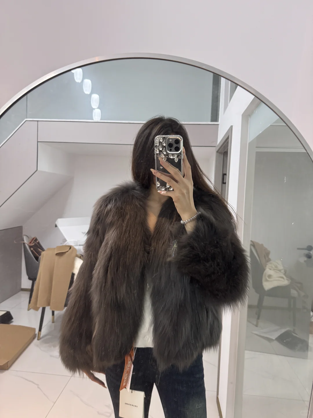 琳琳家皮草留哪件呀！