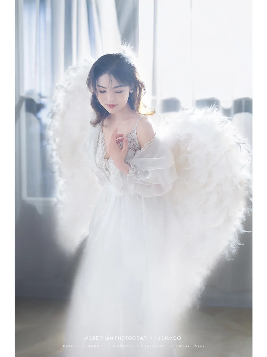 拍了超仙的天使写真，选哪个做封面呢