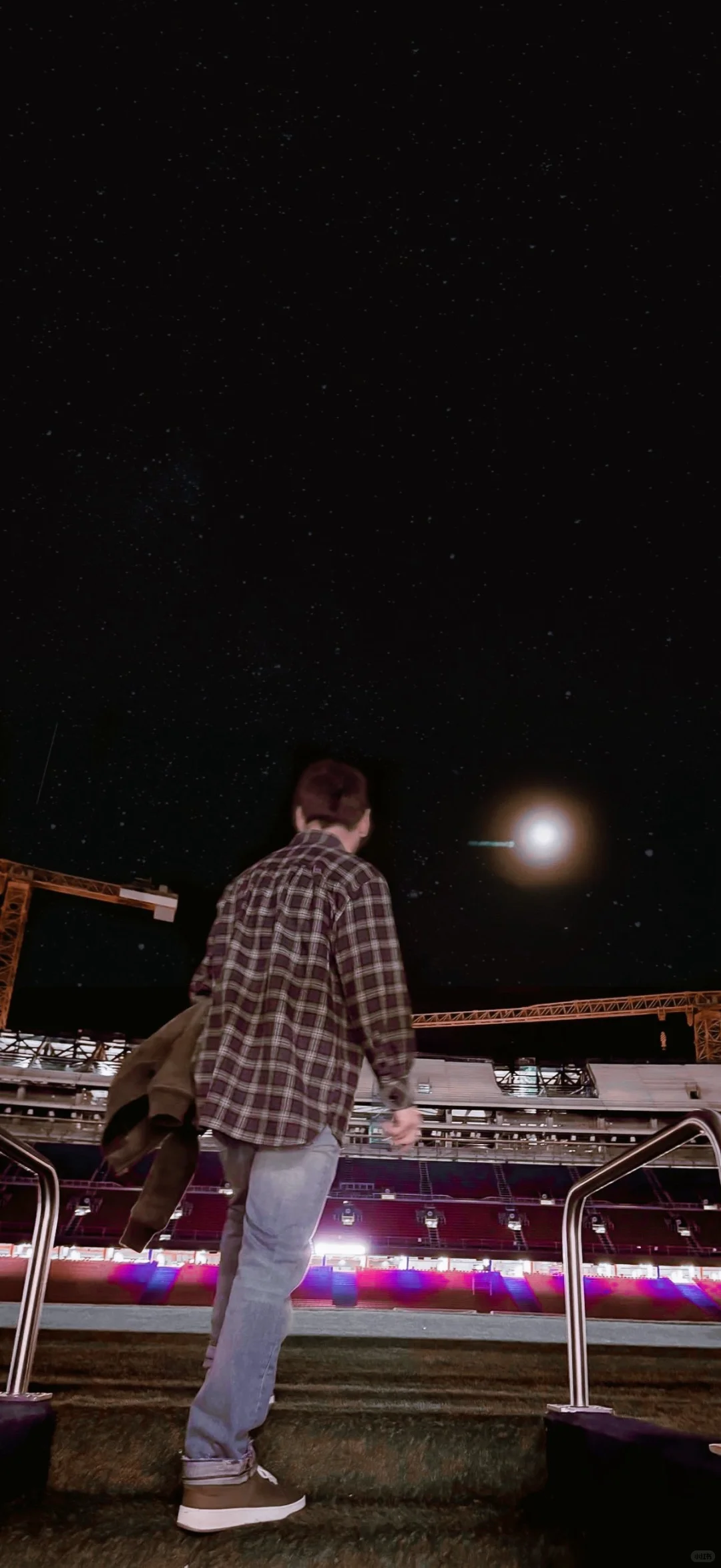 一组壁纸｜梅西｜夜访诺坎普（电脑壁纸）