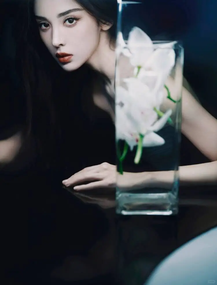 冷艳的女生——古力娜扎